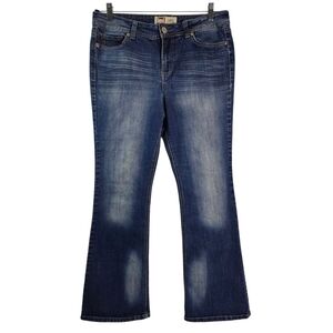 L.E.I. Women's Sophia Hipster Flare Retro Medium Wash Jeans Grunge Hem Jr. 13